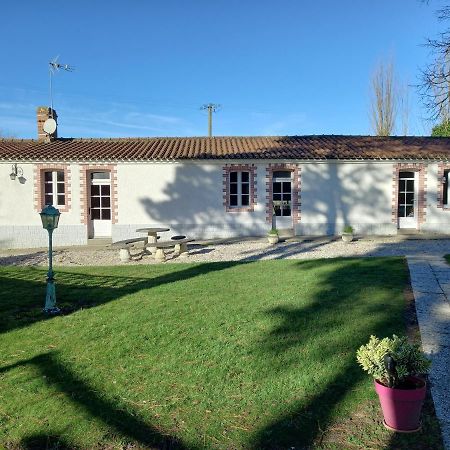 Gite Le Plessis Villa Saint-Urbain  Bagian luar foto